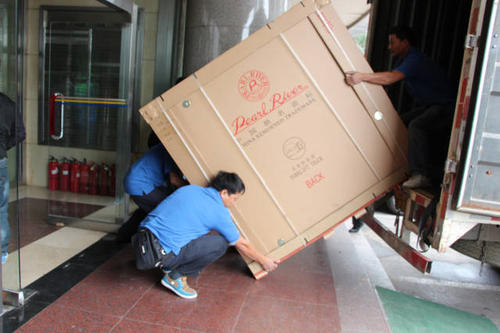 化德钢琴贵重工艺品无忧运